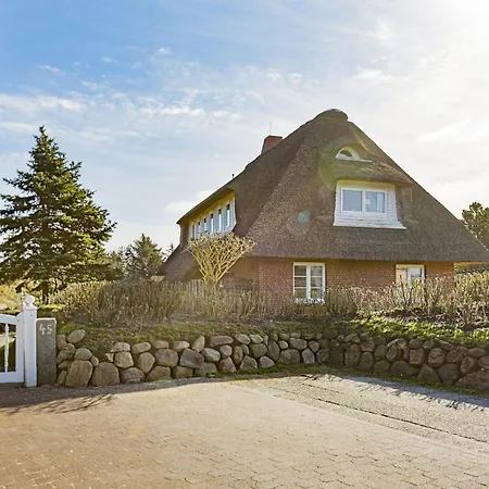 Holiday home Sonnenhues