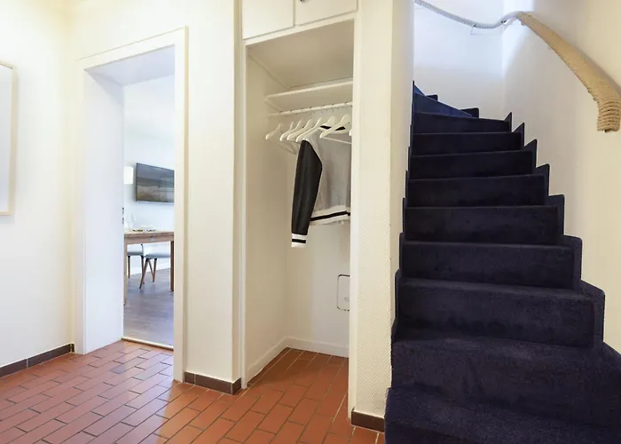 Sonnenhues Nyaraló List